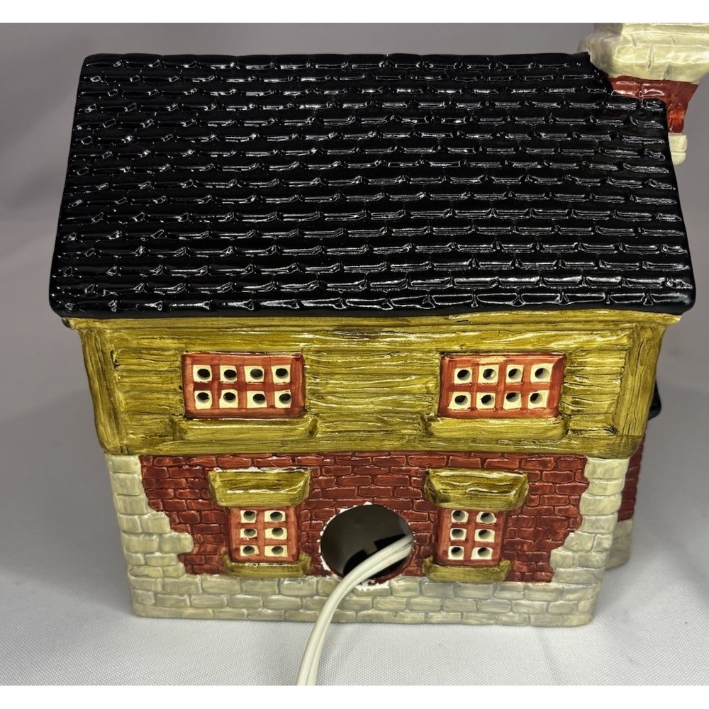 🍺Christmas‎ Giant Duke's Tavern Christmas Village Light Up - Picture 6 of 9